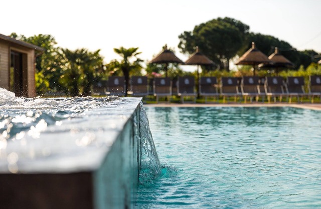 SPA: Salus per Aquam. Large Suite with Jacuzzi, Sauna and Hammam