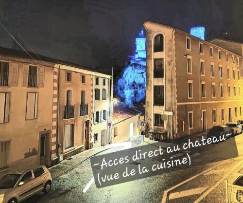 Spacieux 120 m2 en 3 chambres centre Foix - 2 sdb et 2 wc - Parking gratuit à 1 Minute