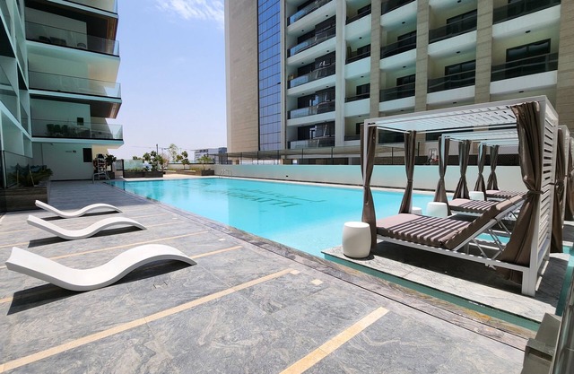Spacious 1 bedroom close to Dubai Downtown and World Trade Center.