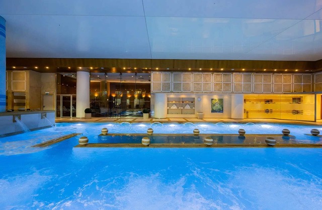 Spacious 1BR Suite near Apollonies Beach Voulas