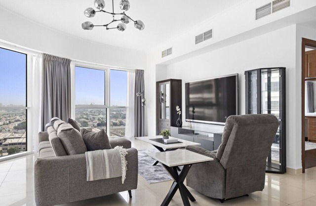Spacious 2 BR in Family-friendly Community