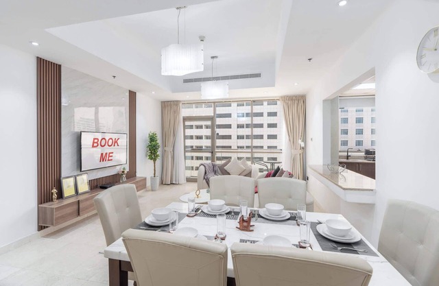 Spacious 2 Bed in Al Barsha Sleeps 4 with Balcony