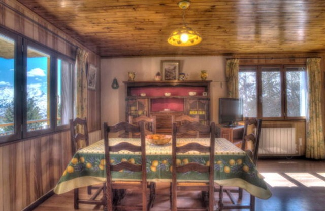 Spacious 2-bedroom apartment, ski-in/ski-out, parking, WIFI – La Toussuire