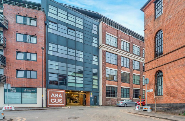 Spacious 2-Bedroom Flat in Birmingham – Ideal for Long-Term Stays