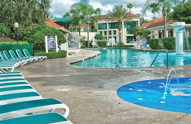 Spacious 2BD Villas & Resort Fun Just Minutes from Disney