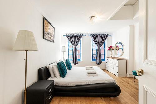 Spacious 3-Bed House near Liverpool St