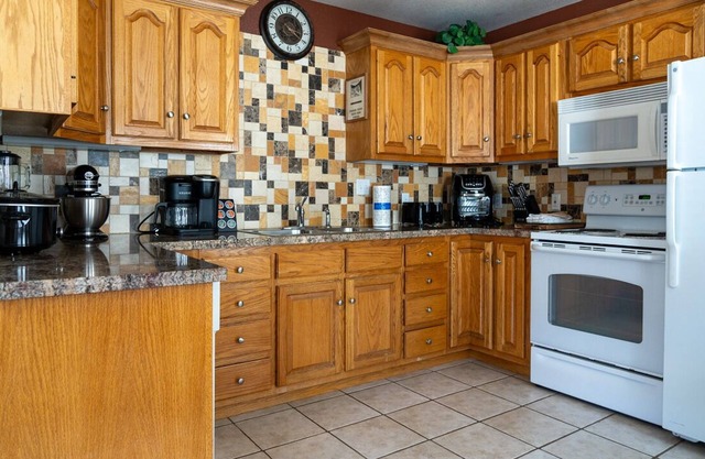 Spacious 3-Bed Retreat in Ouray: Family Comfort & Convenience Await | Sleeps 8