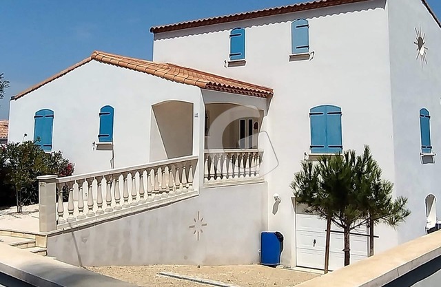 "Spacious 4-Bedroom Vacation Home Near Beach and Forest in La Terrière"