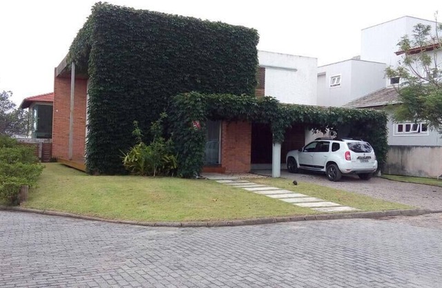 Spacious 4 bedroom house, within a gated community on Campeche beach