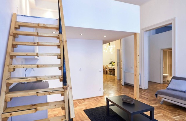 Spacious 4-bedroom apartment in fabulous Budapest with WiFi