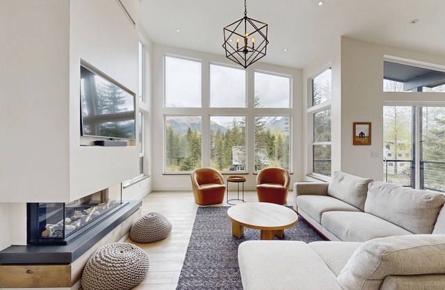 Spacious 4-Bedroom Home in Girdwood with Game Room & Foosball table