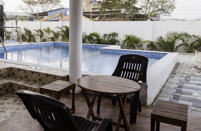 Spacious 5-bedroom villa with WiFi, AC,fabulous swimmingpool in Mahabalipuram