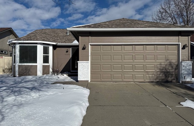 Spacious 6-bedroom house with AC and WiFi in beautiful Coeur d'Alene