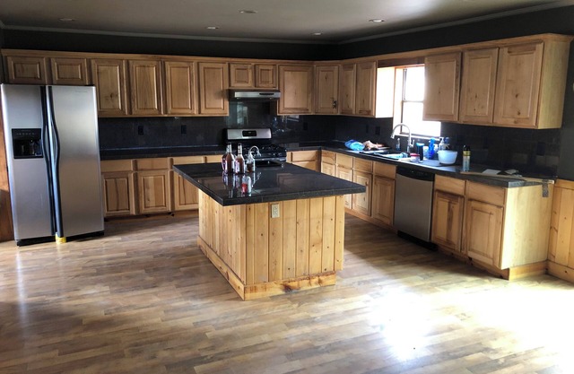 Spacious 6-bedroom lodge in the rugged wildnerss