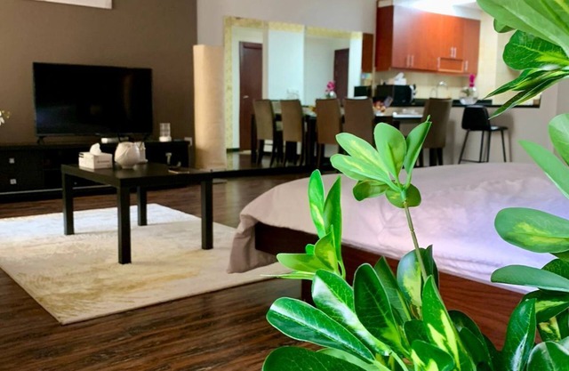 Spacious and Luxurious Studio Apartment in the Heart of JBR