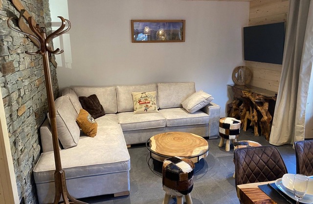 Spacious apartment 8 people in Val-Cenis - 3 Bedrooms with bathroom
