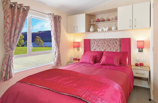 Spacious caravan with one double and two twin.