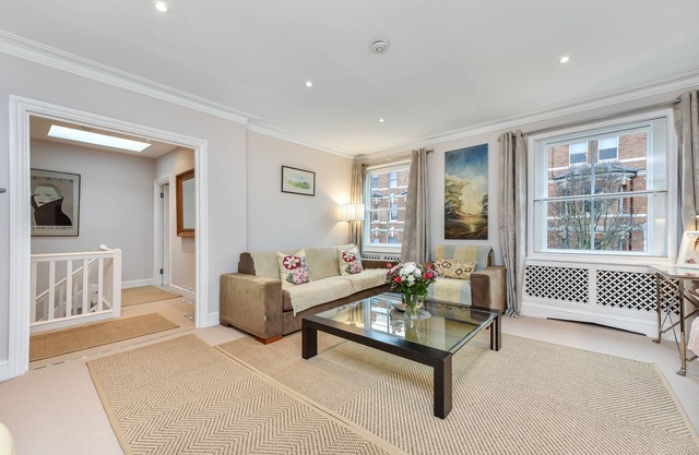 Spacious Central London Bright 2BR Chelsea