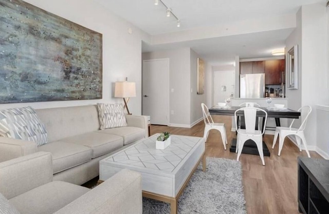 Spacious & Clean 1BR | Full Kitchen | Washer/Dryer | by GLS