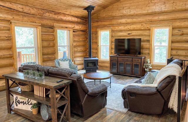 Spacious Comfortable Cabin