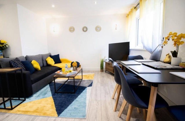 Spacious Contractor Family apartment