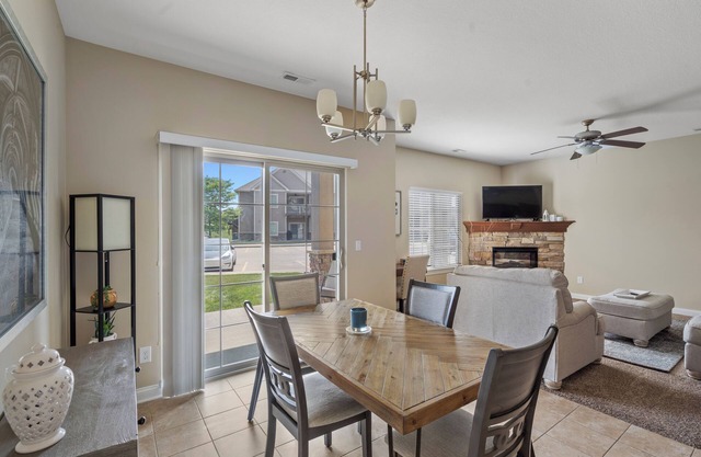 Spacious & Convenient Family Friendly 2.5 Bath Ground Floor Easy Access Kid Park