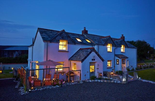 Spacious, detached, Cottage in Cornwall. Just for Couples