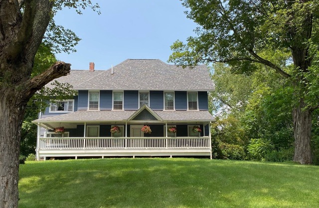 Spacious Farmhouse near Belleayre - Sleeps 14