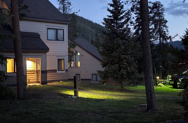 Spacious Ground Floor Condo with Meadow Views & Keystone Resort Amenities!