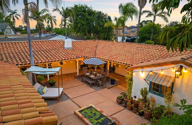 Spacious Hacienda Home Close to Everything