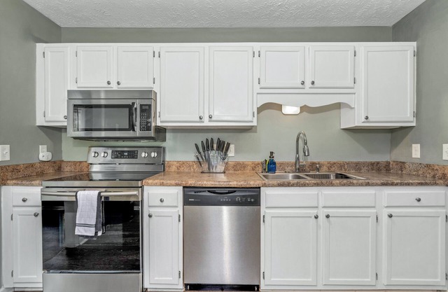 Spacious home near the heart of Fayetteville, NC!