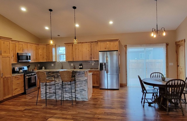 Spacious House in the Heart of the Rocky Mountains!