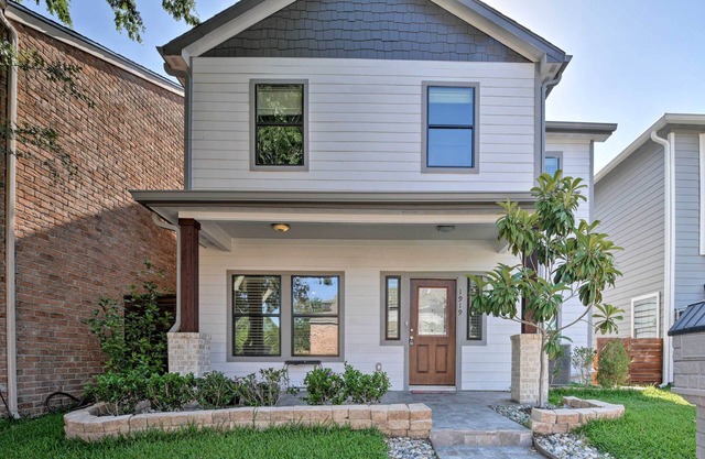 Spacious Houston Home ~ 16 Mi to NRG Stadium!
