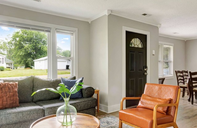 Spacious Ironton Home w/ Fire Pit & Large Fenced in Backyard | Near State Parks