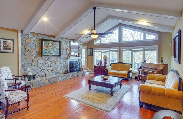 Spacious Lakefront Apt w/Deck in Fayetteville!