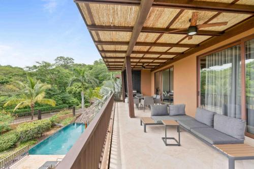 Spacious Luxury 4 Bed Condo in Ocotal