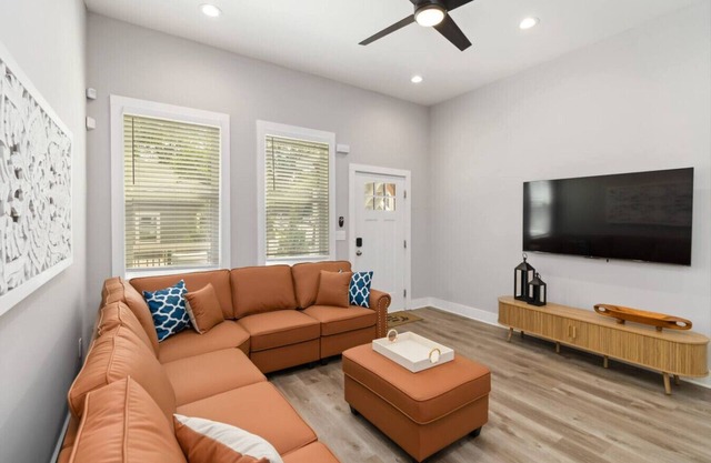 Spacious Midtown Home Steps from Piedmont Park