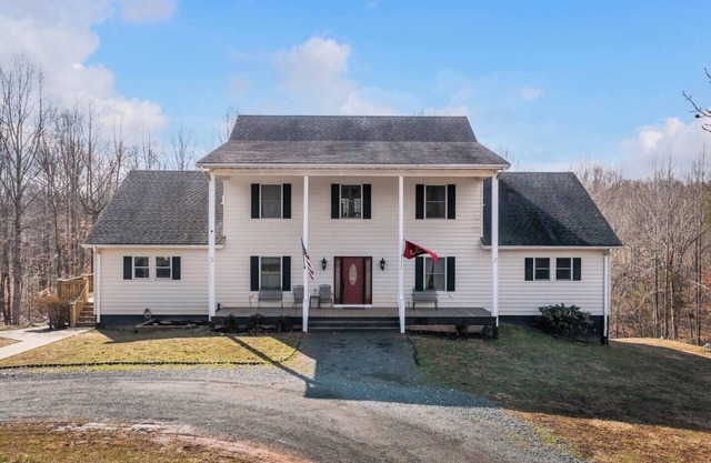 Spacious & Private Great for Groups &Winery Lovers