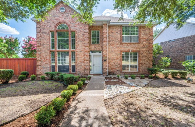 Spacious Remodeled 5-bedroom house in welcoming Frisco with AC
