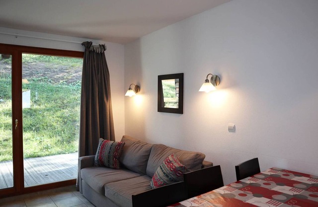 Spacious Ski-In/Ski-Out Chalet with Pool, Sauna, & Hammam at Les Orres 1800
