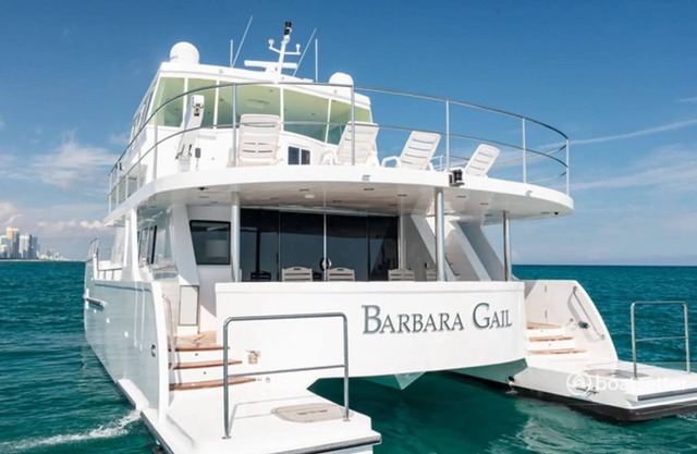 SPACIOUS & STABLE 65' YACHT FOR OVERNIGHT CHARTERS CRUISING SOUTH FLORIDA