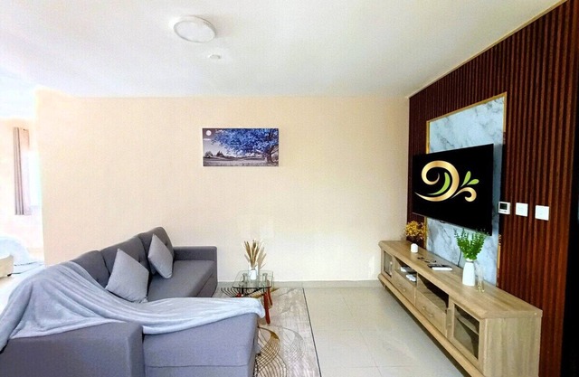 Spacious Studio apartment in the Heart of JLT