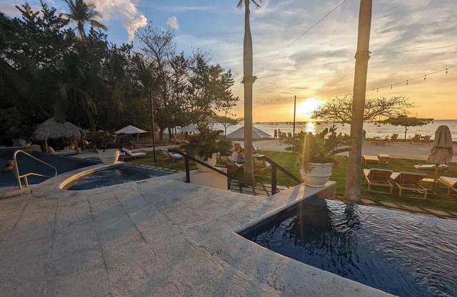 Spacious townhouse in Luxurious Mediterranean- Style Resort Community with Beach