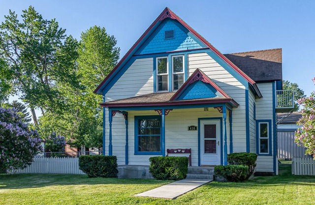 Spacious Victorian Downtown Stay, Cannery District