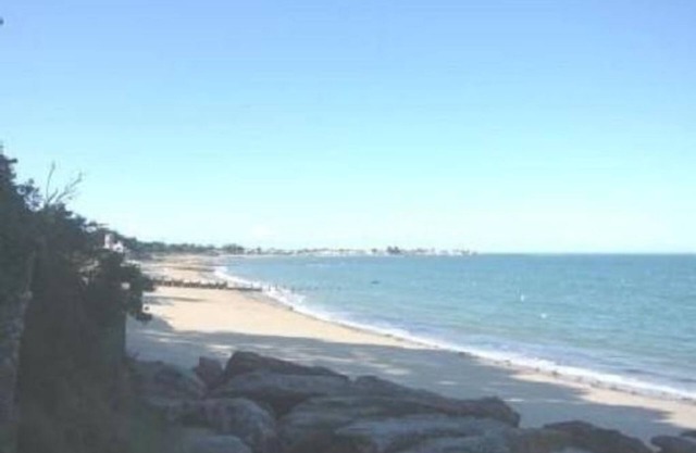 * Special offer until 30/09/25. Sea view, direct beach access via garden gate 10%.