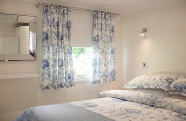 Special Offer JUNE AND JULY DEALS! 14THE MANOR LODGE 2 Bed, Private veranda.
