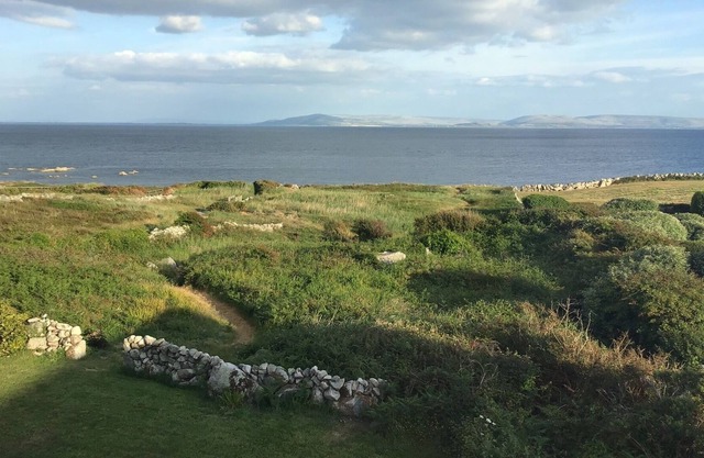 SPECTACULAR -ATLANTIC FRONT HOME4 BED 3 BATH -LARGE PATIO with STUNNING VIEWS