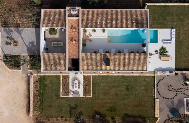 Spectacular designer villa 10 minutes from Playa de Muro