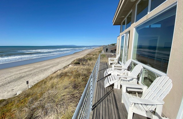 Spectacular Modern Oceanfront at Pajaro Dunes * new grocery delivery!