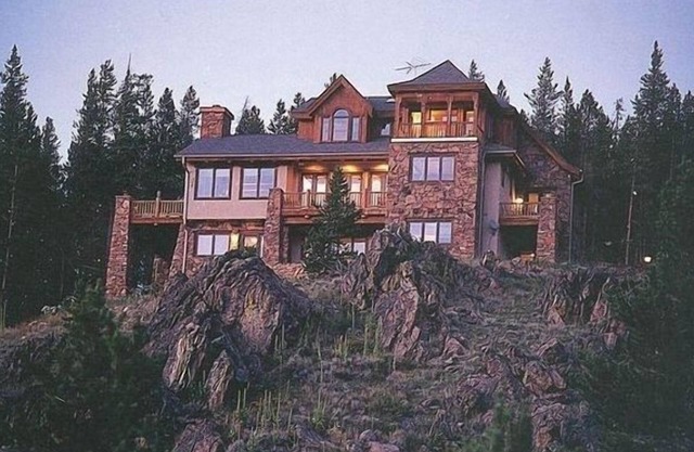 Spectacular Mountain Retreat